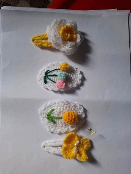 Crochet hair clips